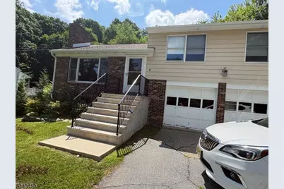 26 Chestnut Tree Dr, Vernon, NJ 07422 - Photo 2