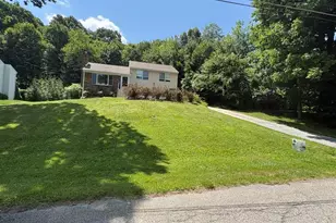 26 Chestnut Tree Dr, Vernon, NJ 07422 - Photo 1