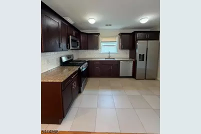 230 Palmer St 2nd F #2, Elizabeth, NJ 07202 - Photo 10