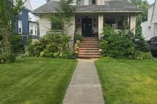 425 Chestnut St, Roselle Park, NJ 07204 - Photo 1