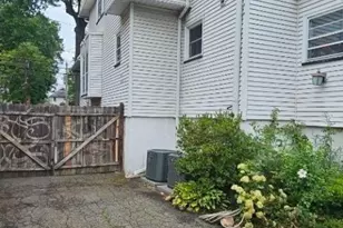 425 Chestnut St, Roselle Park, NJ 07204 - Photo 6