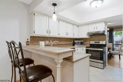 23 Eton Court, Bedminster Township, NJ 07921 - Photo 2