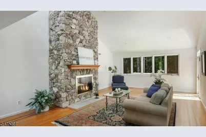 2 Springdale Ln, Warren Township, NJ 07059 - Photo 6