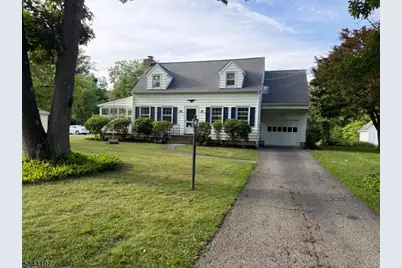 4 Gordon Rd, Roxbury Township, NJ 07885 - Photo 1