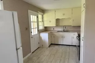 4 Gordon Rd, Roxbury Township, NJ 07885 - Photo 2