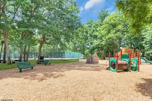506 Violet Ln, Jackson, NJ 08527 - Photo 20