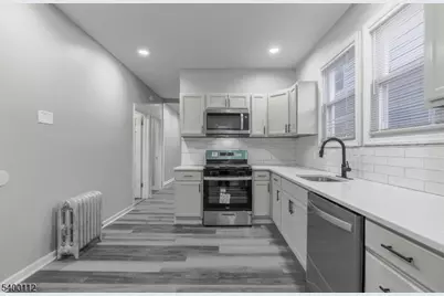 89 Sheridan St, Irvington, NJ 07111 - Photo 2