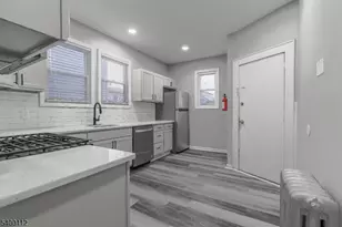 89 Sheridan St, Irvington, NJ 07111 - Photo 6