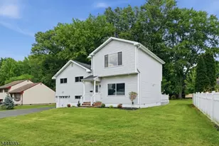 21 John Pl, Cedar Grove, NJ 07009 - Photo 2