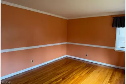 159 Sherwood Ave, Teaneck Township, NJ 07666 - Photo 28