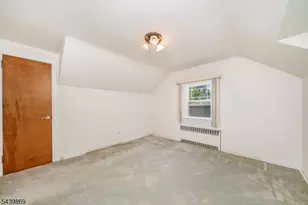 1 Roosevelt Blvd, Florham Park, NJ 07932 - Photo 22