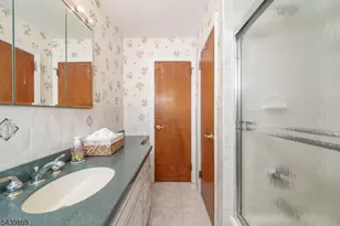 1 Roosevelt Blvd, Florham Park, NJ 07932 - Photo 20