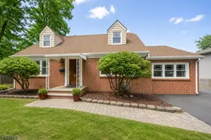 1 Roosevelt Blvd, Florham Park, NJ 07932 - Photo 2