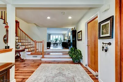 52 Ashburn Rd, Wayne, NJ 07470 - Photo 6