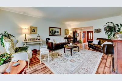 52 Ashburn Rd, Wayne, NJ 07470 - Photo 12