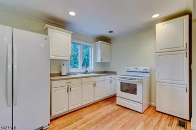 52 Ashburn Rd, Wayne, NJ 07470 - Photo 42