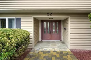 52 Ashburn Rd, Wayne, NJ 07470 - Photo 2