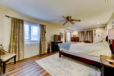 52 Ashburn Rd, Wayne, NJ 07470 - Photo 24