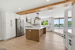 180 Round Top Rd, Bernardsville, NJ 07924 - Photo 4