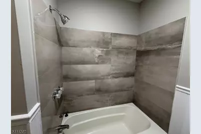 21 Reese Ct, Phillipsburg, NJ 08865 - Photo 8