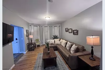37 N 16th St, East Orange, NJ 07017 - Photo 4