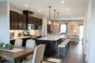 16 Marsh Wy, Mount Olive, NJ 07828 - Photo 4