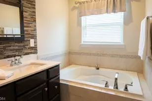 16 Marsh Wy, Mount Olive, NJ 07828 - Photo 16