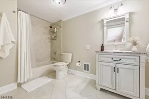 113 E Cedar St, Livingston, NJ 07039 - Photo 16