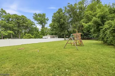 113 E Cedar St, Livingston, NJ 07039 - Photo 8