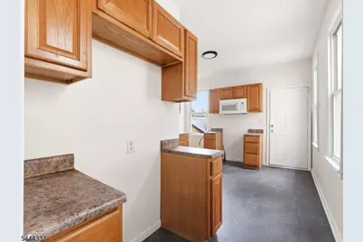 50 Arsdale Ter, East Orange, NJ 07018 - Photo 10