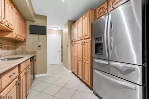 68 Delaware Ln, Branchburg Township, NJ 08876 - Photo 14