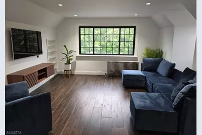 83 Rollins Ave #2, Clifton, NJ 07011 - Photo 4