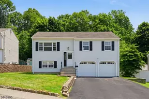 29 Amendola Dr, Netcong, NJ 07857 - Photo 2