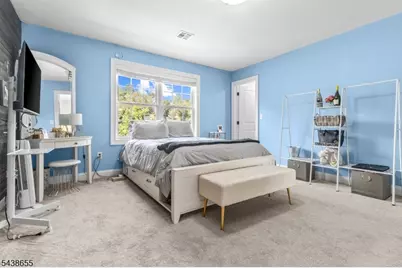 1 Thames Ln, Raritan Township, NJ 08822 - Photo 32