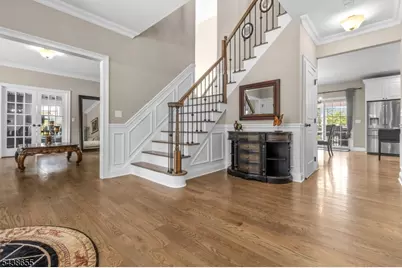 1 Thames Ln, Raritan Township, NJ 08822 - Photo 2