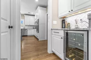 1 Thames Ln, Raritan Township, NJ 08822 - Photo 8