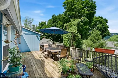 364 E Shore Trl, Sparta Township, NJ 07871 - Photo 8
