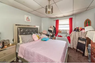 1029 E 19th St, Paterson, NJ 07501 - Photo 14