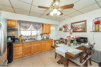 1029 E 19th St, Paterson, NJ 07501 - Photo 4