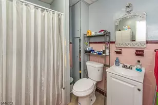 1029 E 19th St, Paterson, NJ 07501 - Photo 16