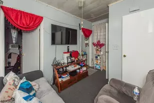 1029 E 19th St, Paterson, NJ 07501 - Photo 12