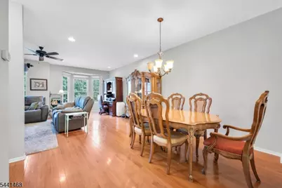 20 Windham Ct, Raritan Township, NJ 08822 - Photo 6