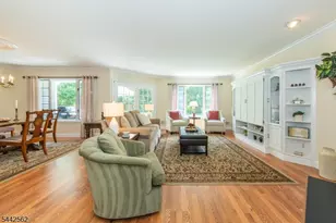 46 Village Dr, Montville Township, NJ 07045 - Photo 10