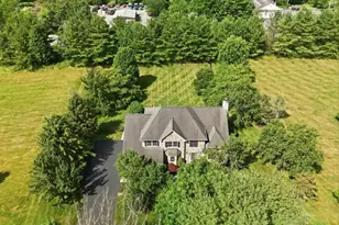 2 Ming Ct, Chester, NJ 07930 - Photo 2