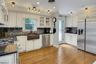 215 Mountainview Rd, Warren Township, NJ 07059 - Photo 14
