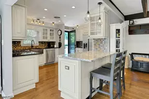 215 Mountainview Rd, Warren Township, NJ 07059 - Photo 10