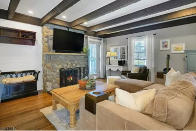215 Mountainview Rd, Warren Township, NJ 07059 - Photo 4