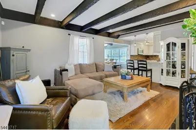 215 Mountainview Rd, Warren Township, NJ 07059 - Photo 6