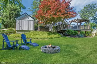 215 Mountainview Rd, Warren Township, NJ 07059 - Photo 2
