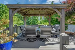 215 Mountainview Rd, Warren Township, NJ 07059 - Photo 26